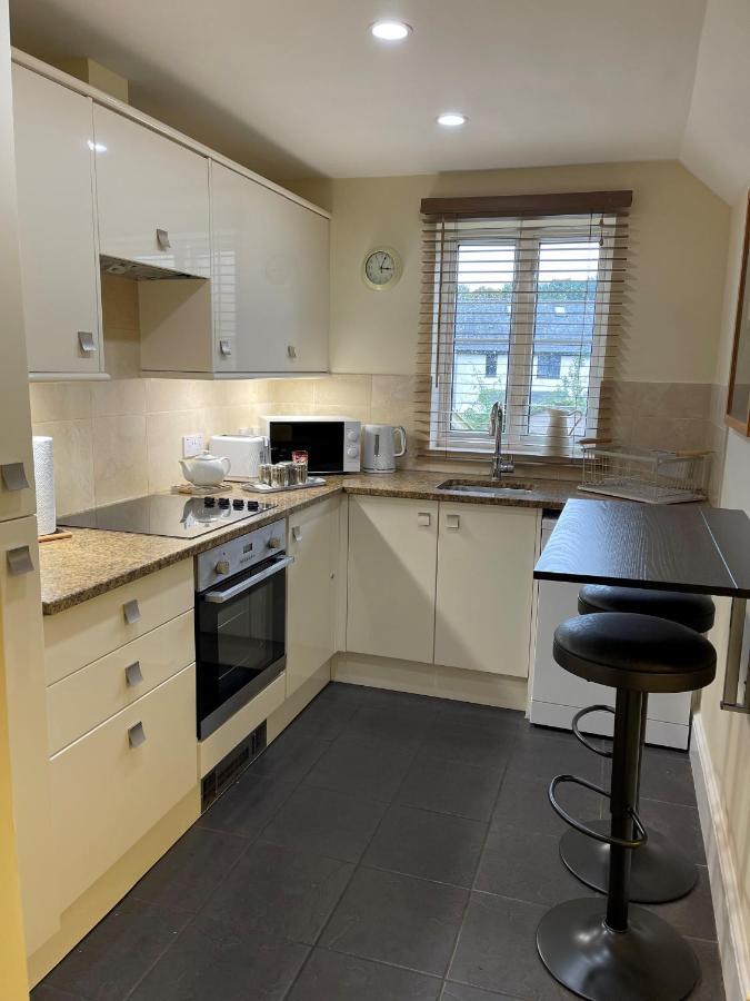 Ground Floor Garden Cottage, Near Stonehenge Shrewton Extérieur photo